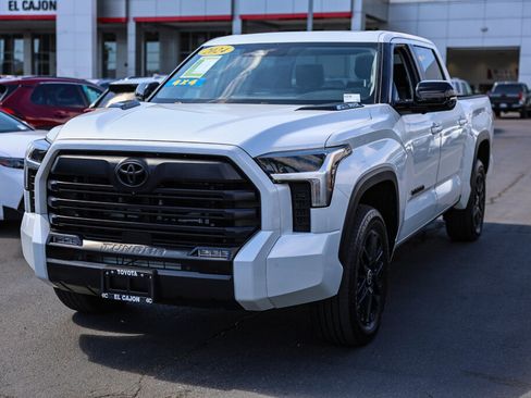 Used 2024 Toyota Tundra Limited AWD/4WD image 20
