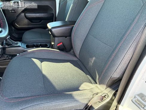 Used 2024 Jeep Wrangler Rubicon image 20