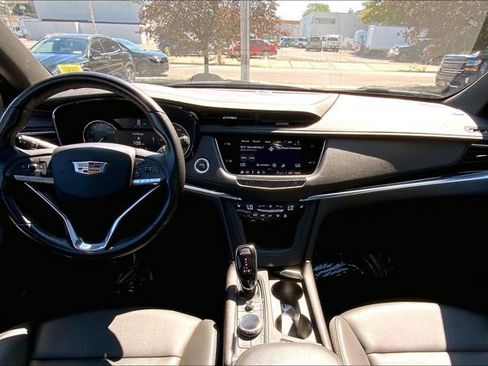 Used 2023 Cadillac XT6 Luxury AWD/4WD image 15