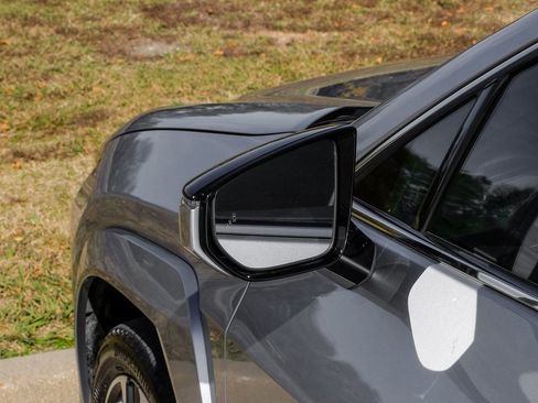 Used 2023 Lexus UX 250h FWD w/ Premium Package image 46