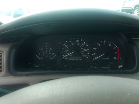 Used 1998 Toyota Camry LE FWD image 40