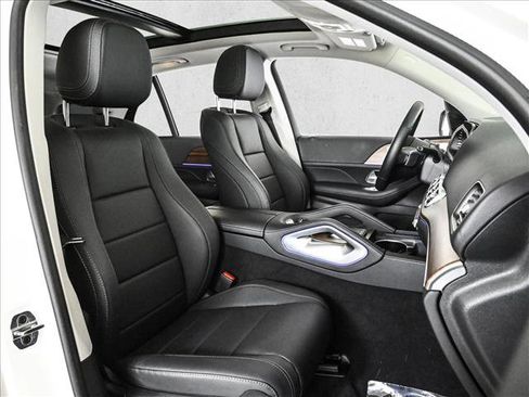 Certified 2025 Mercedes-Benz GLE 350 4MATIC image 22