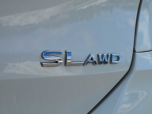 Used 2019 Nissan Rogue SL w/ Premium Package image 35