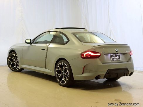 Used 2025 BMW 230i xDrive Coupe w/ M Sport Package AWD/4WD image 3
