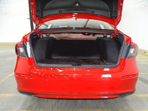 Used 2022 Honda Civic Touring image 15