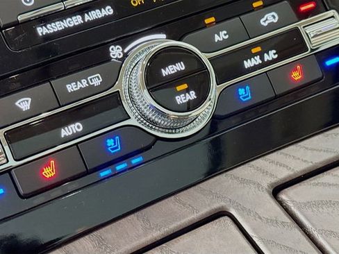 Certified 2024 Lincoln Navigator L Reserve image 24