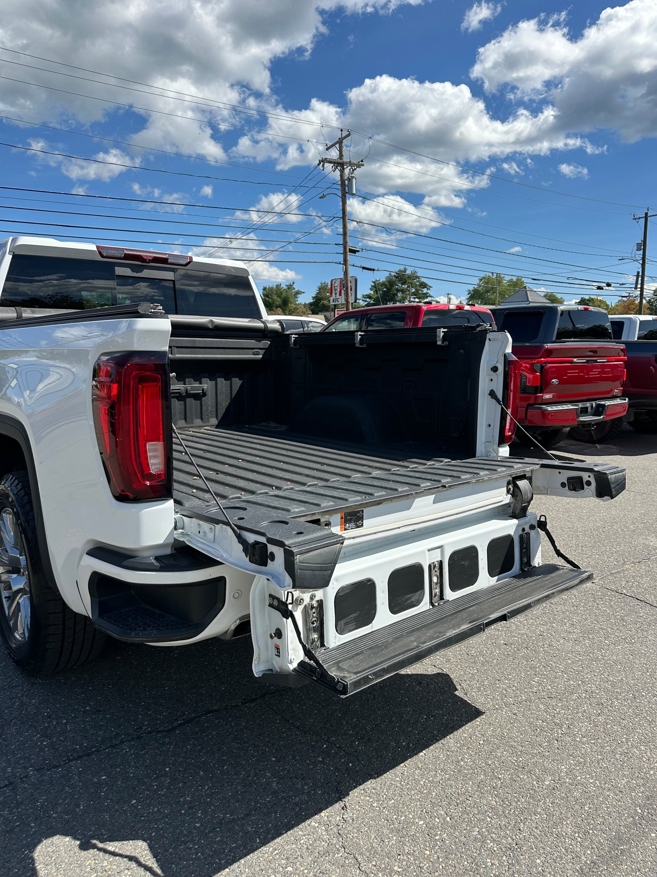 Used 2023 GMC Sierra 1500 Denali AWD/4WD image 10