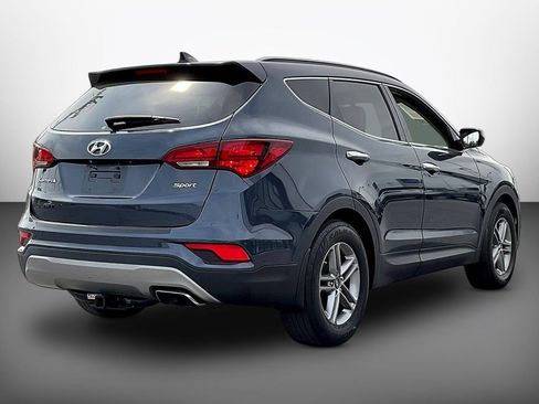Used 2017 Hyundai Santa Fe Sport FWD image 6