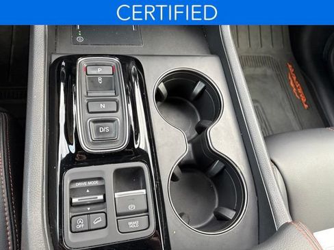 Certified 2025 Honda Pilot TrailSport image 18