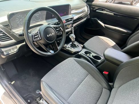 Used 2024 Kia Seltos S AWD/4WD image 10