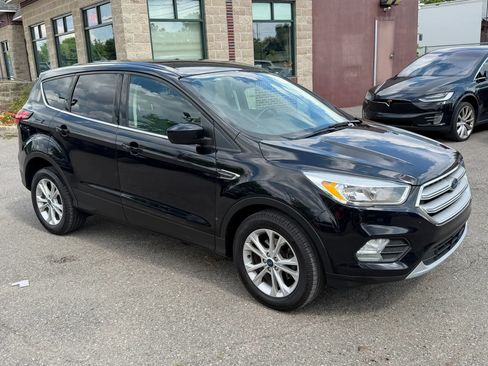 Used 2019 Ford Escape SE FWD image 7