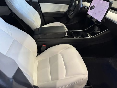Used 2021 Tesla Model Y Long Range AWD/4WD image 6