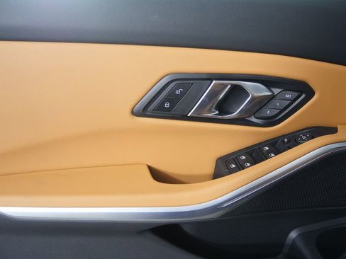 Certified 2024 BMW 330i Sedan image 9