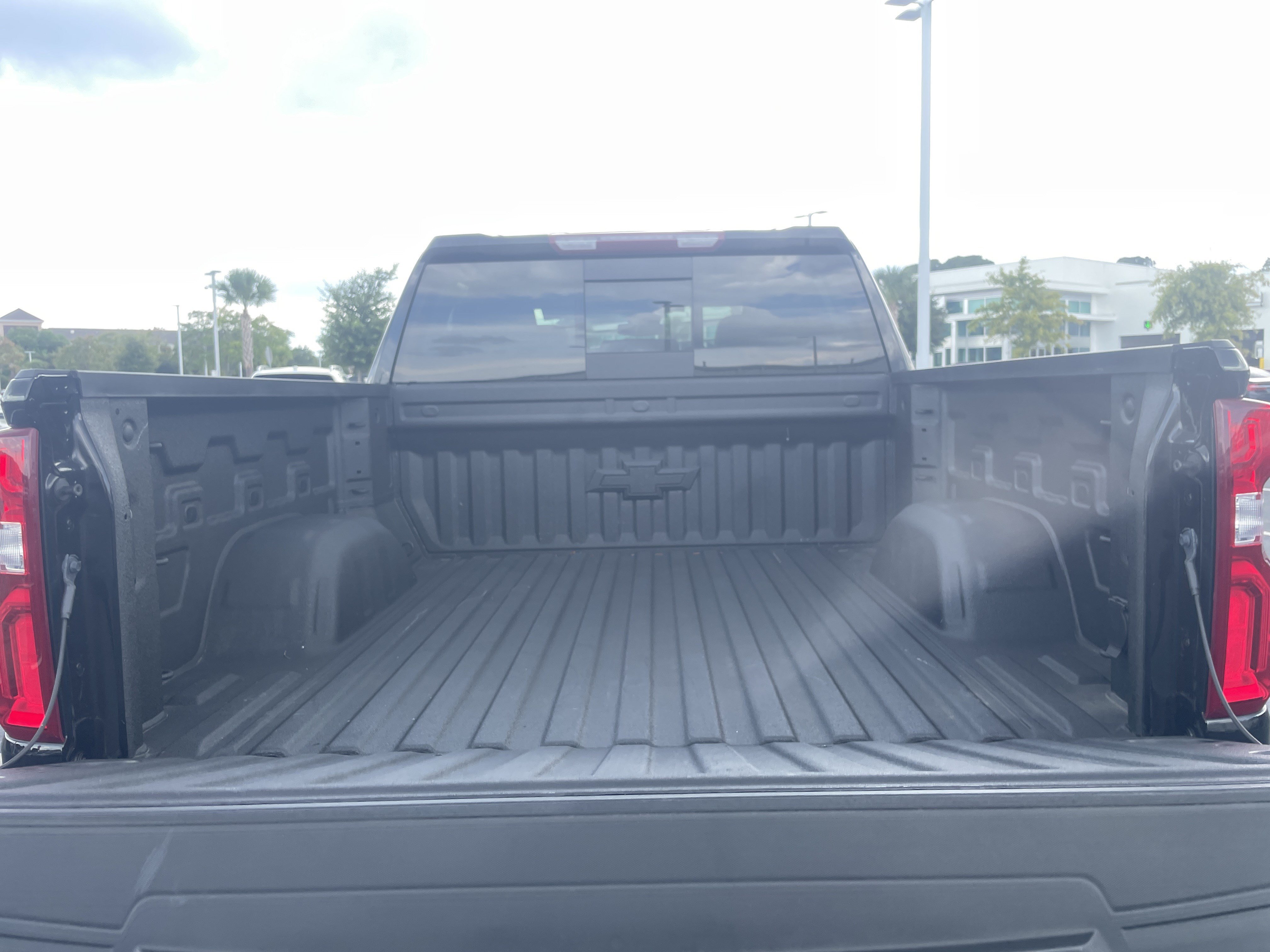 Used 2025 Chevrolet Silverado 1500 RST w/ Convenience Package II AWD/4WD image 31