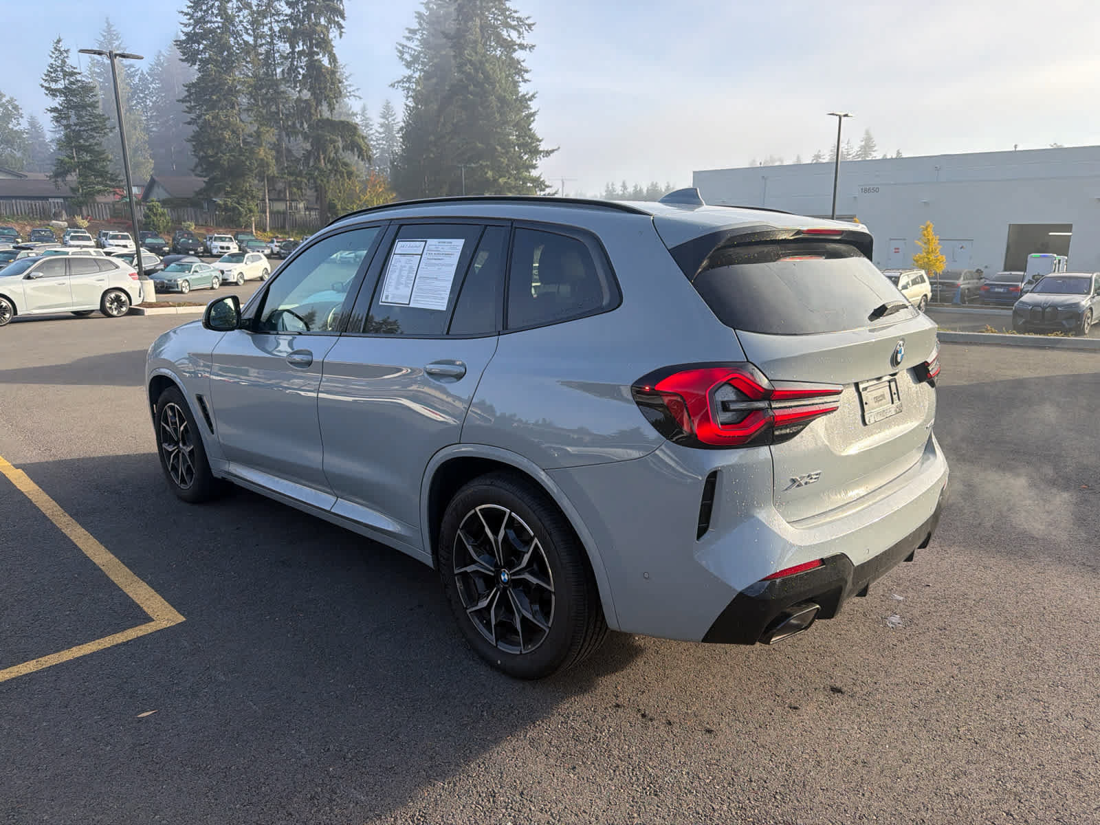 Used 2024 BMW X3 xDrive30i w/ Premium Package AWD/4WD image 3