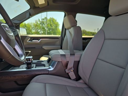 New 2026 GMC Sierra 1500 SLT w/ SLT Premium Package image 22