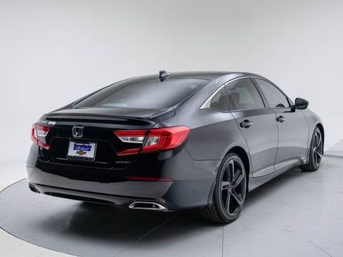 Used 2019 Honda Accord Sport image 6