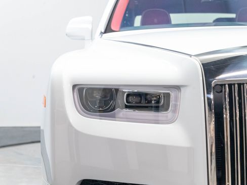 Used 2019 Rolls-Royce Phantom Sedan RWD image 65