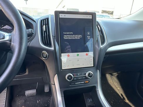 Used 2024 Ford Edge SEL image 31