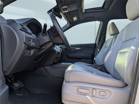 Certified 2023 Honda Passport EX-L image 21