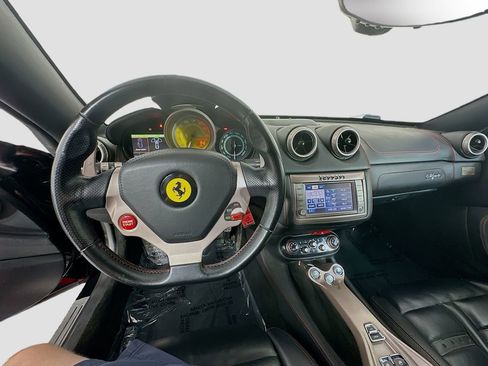 Used 2012 Ferrari California RWD image 24