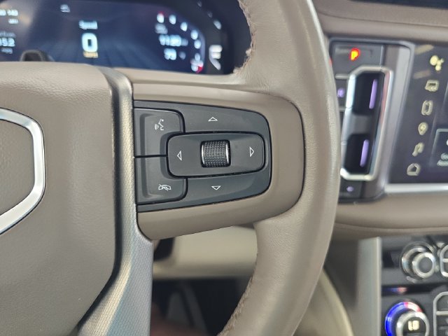 Used 2024 GMC Yukon XL Denali w/ Denali Reserve Package AWD/4WD image 19