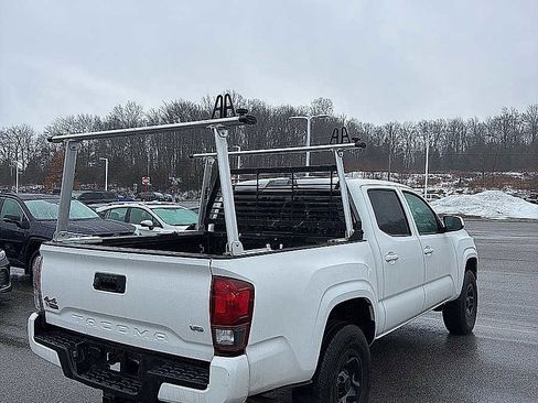 Used 2023 Toyota Tacoma SR image 14