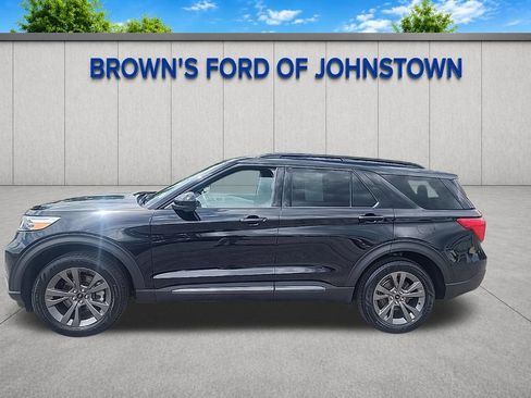 Used 2023 Ford Explorer XLT w/ Equipment Group 202A AWD/4WD image 5