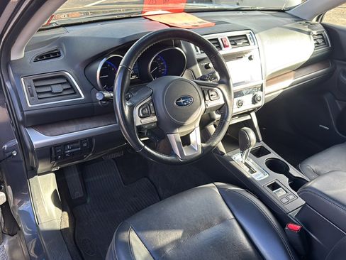 Used 2015 Subaru Outback 2.5i Limited w/ Popular Package #4 image 10