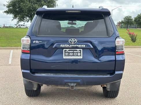 Used 2018 Toyota 4Runner SR5 RWD image 6