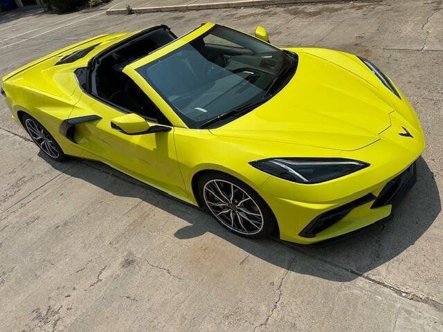 Used 2023 Chevrolet Corvette Stingray Premium Cpe w/ Z51 Performance Package RWD image 3
