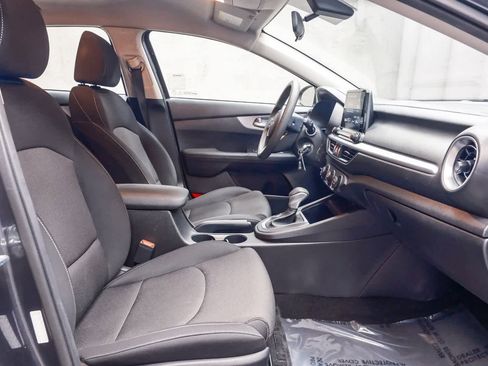 Used 2023 Kia Forte LXS image 15