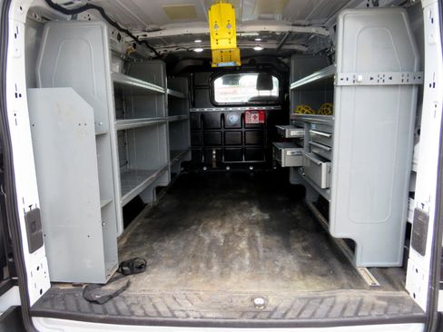 Used 2019 Ford Transit 250 130 Low Roof image 28