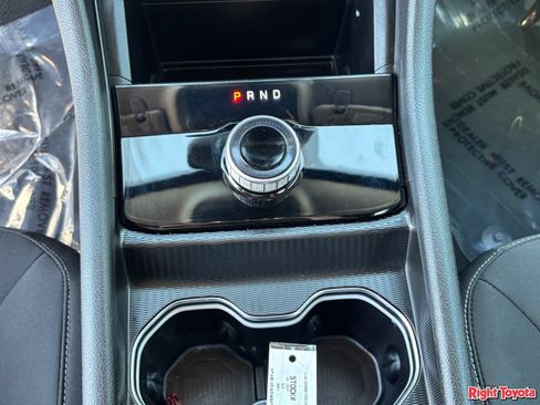 Used 2024 Jeep Grand Cherokee Laredo X RWD image 29