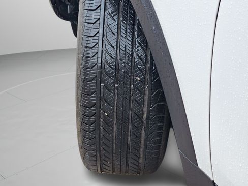 Certified 2026 Mercedes-Benz GLB 250 image 32