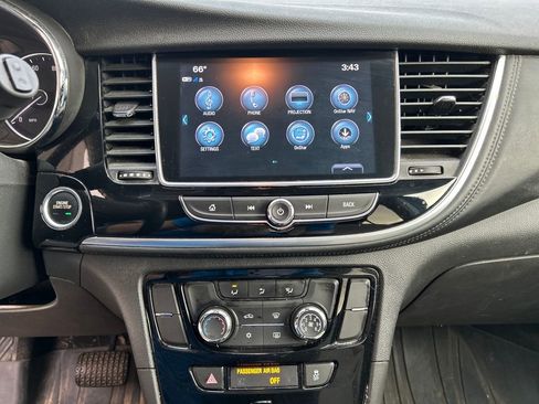 Used 2019 Buick Encore Preferred image 17