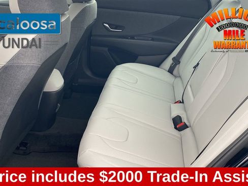 Used 2026 Hyundai Elantra Limited image 24