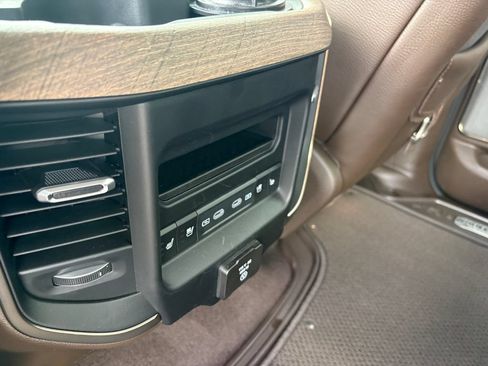 Used 2026 RAM 1500 Limited AWD/4WD image 19