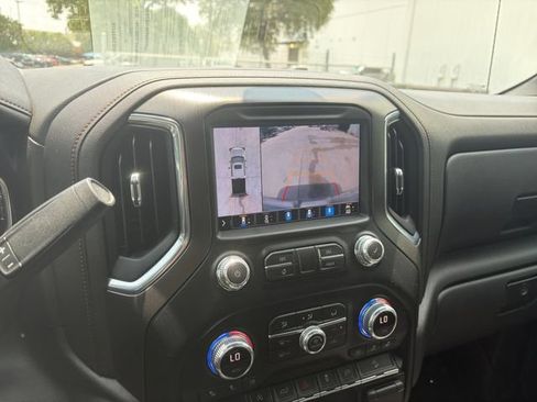 Used 2021 GMC Sierra 1500 AT4 w/ AT4 Value Package AWD/4WD image 12
