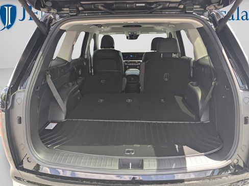 New 2026 Hyundai Palisade Limited FWD image 25
