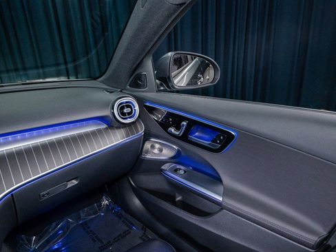 Certified 2025 Mercedes-Benz C 300 Sedan image 25