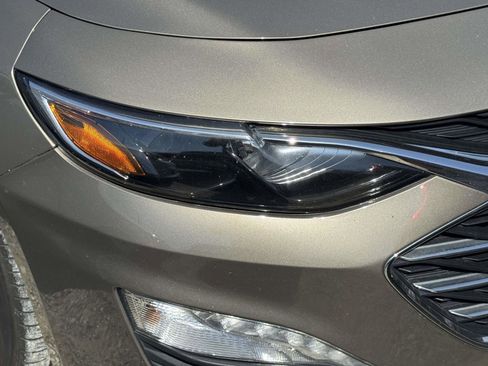 Used 2020 Chevrolet Malibu LT image 6