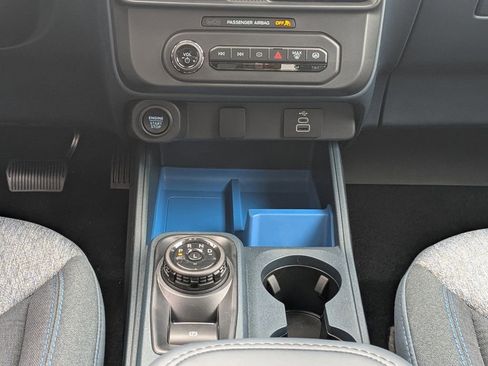 New 2025 Ford Maverick XLT w/ XLT Luxury Package image 19