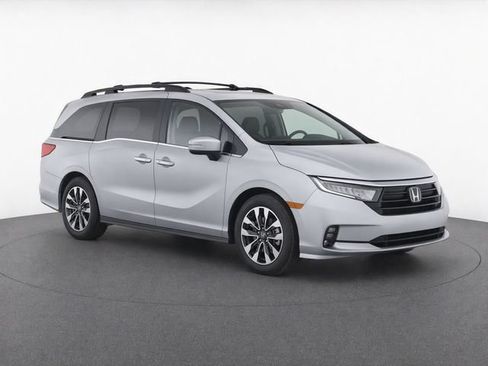 Used 2024 Honda Odyssey EX-L image 2