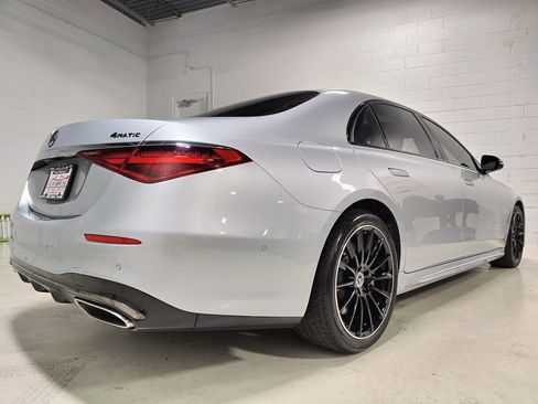 Used 2023 Mercedes-Benz S 580 4MATIC Sedan w/ AMG Line image 7