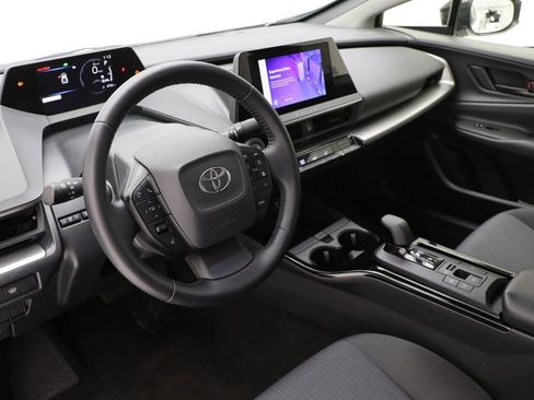 Used 2024 Toyota Prius LE image 14