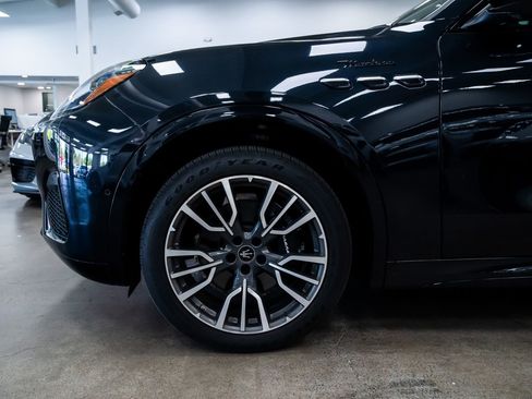 Used 2023 Maserati Grecale Modena AWD/4WD image 4