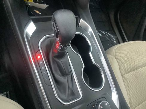 Used 2022 Chevrolet Traverse LS w/ Midnight/Sport Edition image 16