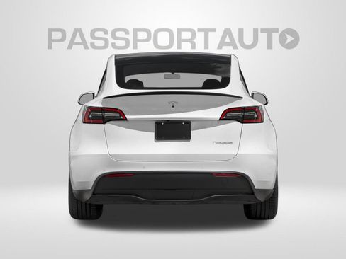 Used 2021 Tesla Model Y Long Range AWD/4WD image 7