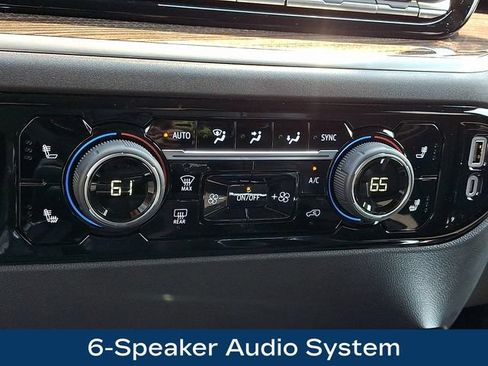 Used 2025 Chevrolet Silverado 1500 LT Trail Boss w/ LPO, Dark Essentials Package AWD/4WD image 14
